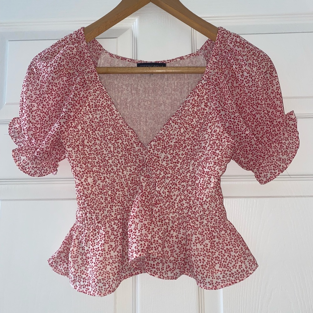 Cotton Candy LA red floral crop top